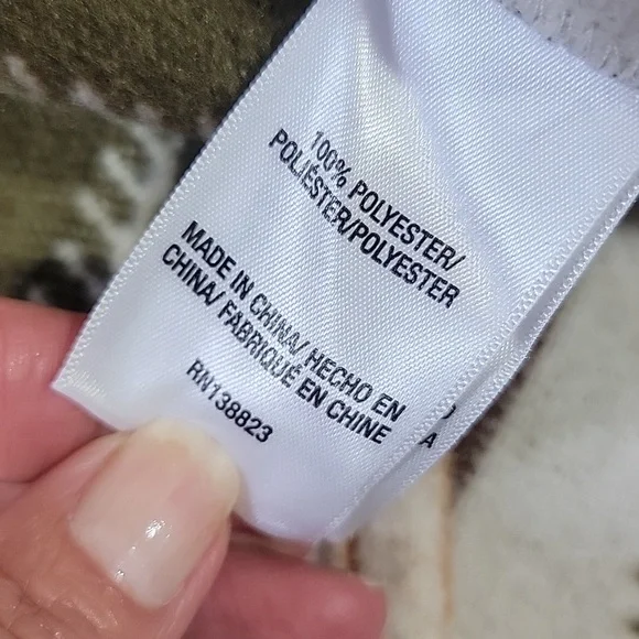 NWT Shyanne Long Fleece Shacket - Picture 13 of 15